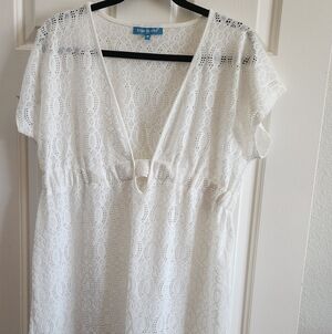Blue Island Beach Lace Coverup Medium Polyester Spandex NWOT White Gather Bodice